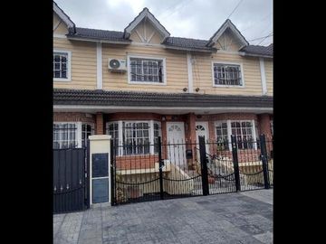 DUPLEX  3 AMB. CON PATIO Y COCHERA