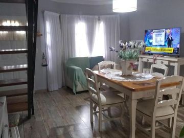 DUPLEX  3 AMB. CON PATIO Y COCHERA