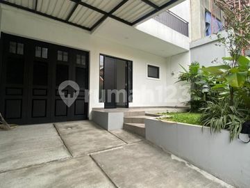 Rumah Siap Huni Nyaman di Cinere, Dekat ke Tol Brigif