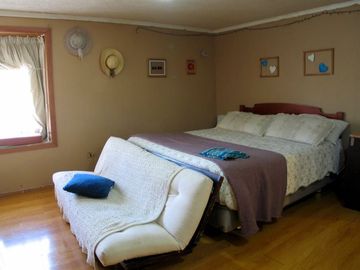 Casa en Venta en Casa 5 Dormitorios, REMODELADA, Av. Mexico, Villa Los Prados.