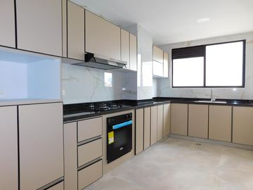 apartamento en venta en altos de riomar. Cod V86036