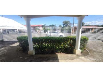 VENDO CASA EN SAN PABLO