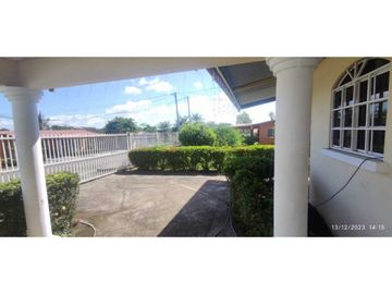 VENDO CASA EN SAN PABLO