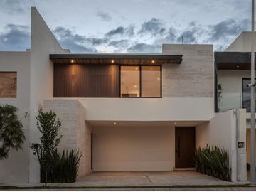 VENTA DE CASA EN SAN ANGEL 4