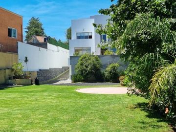 Venta de Lote en Condominio Horizontal en Lomas Quebradas