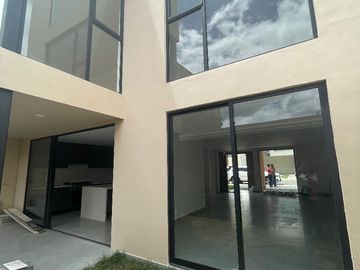 VENTA CASA ZONA PLATEADA