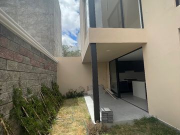 VENTA CASA ZONA PLATEADA
