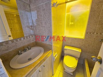 Vendo Departamento En Surco . Primer Piso