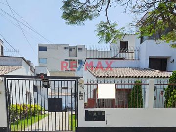 Vendo Departamento En Surco . Primer Piso