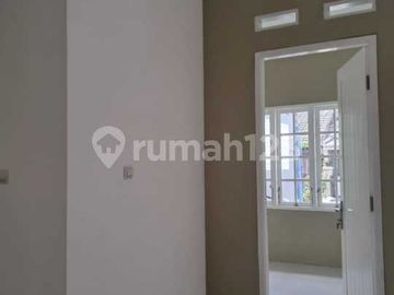 Rumah Nyaman Siap Huni di Griya Loka Sektor 1.4 BSD