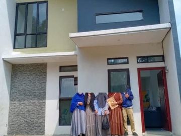 rumah murah 2lantai harga 1lantai di kemang bogor