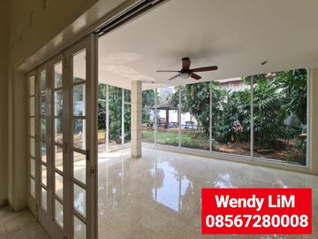 DISEWA RUMAH MEWAH at SRIWIJAYA RAYA, KEBAYORAN BARU (JARANG ADA)