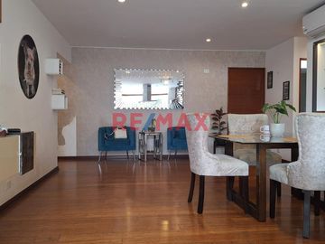 ALQUILER DE DEPARTAMENTO EN PRIMER PISO - URB. RESIDENCIAL LA AURORA, SURCO
**ÁREA:** 146 m²
**MANTENIMIENTO:** S/ 350

---

Ubicado en el coraz