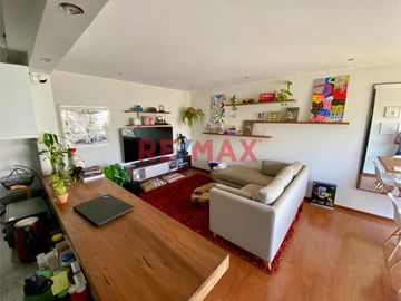 Exclusivo y acogedor Dúplex de 144 m2 en 5to / 6to piso frente al Parque Local y sólo 9 años de antigüedad. 

Inmejorable ubicación en una de las Ur