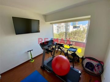 Exclusivo y acogedor Dúplex de 144 m2 en 5to / 6to piso frente al Parque Local y sólo 9 años de antigüedad. 

Inmejorable ubicación en una de las Ur