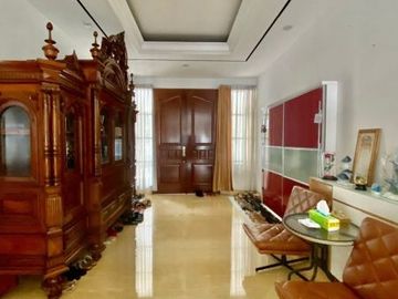 DIJUAL RUMAH MEWAH Jl TAMAN AMIR HAMZAH, MENTENG dkt CIKINI, JAKPUS
