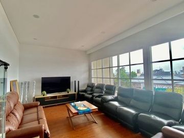 DIJUAL RUMAH MEWAH Jl TAMAN AMIR HAMZAH, MENTENG dkt CIKINI, JAKPUS