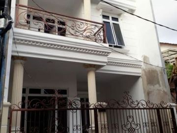 Rumah Murah Baru Bekasi Barat Bintara Unik Lirik Tertarik