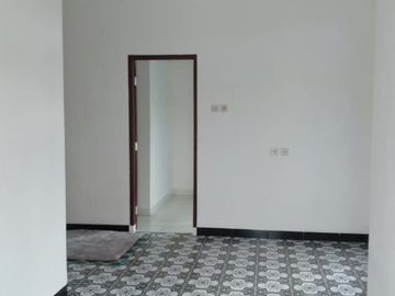 DIJUAL RUMAH SIAP HUNI TANAH LUAS UTARA CANDI PRAMBANAN