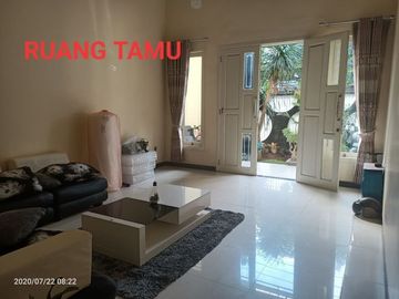 Rumah Luas di Jalan Sambisari Daerah Lontar Surabaya