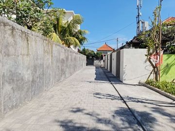 RUMAH MURAH DALAM KOMPLEK DI SESETAN BISA AKSES MOBIL