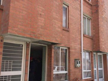 CASA EN VENTA COMPARTIR SOACHA MUY ECONOMICA.