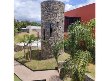 Hermosa Quinta en Venta en Valle de Cristal
