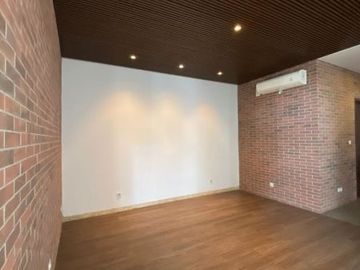 Di sewakan Rumah/kantor Jl. Kemang Timur, Jakarta Selatan
