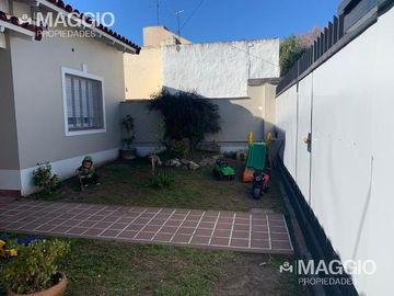 CASA VENTA HAEDO NORTE 4 AMBIENTES