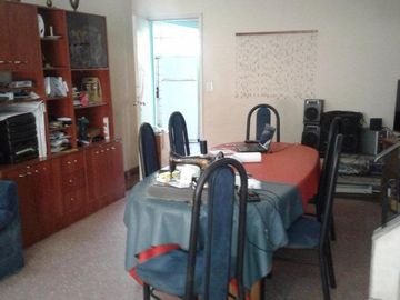 Casa en venta en Piñeyro