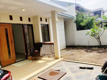 Di Sewakan Rumah Siap Huni 4 Kamar Full Renovasi di Jl. Turangga, Lengkong Bandung