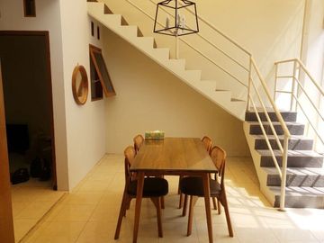 Di Sewakan Rumah Siap Huni 4 Kamar Full Renovasi di Jl. Turangga, Lengkong Bandung