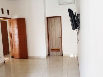 Di Sewakan Rumah Siap Huni 4 Kamar Full Renovasi di Jl. Turangga, Lengkong Bandung