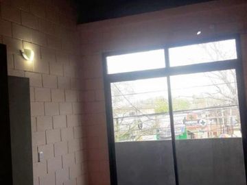 VENTA DE DEPARTAMENTO 2 AMBIENTES TIPO DÚPLEX - CON BALCÓN A LA CALLE - TRISTAN SUAREZ