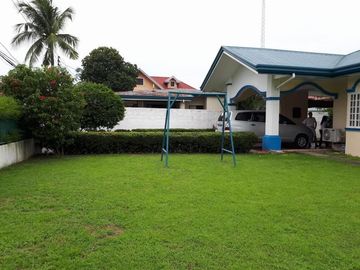 Fully Furnished with Three Bedrooms House and Lot for Rent i