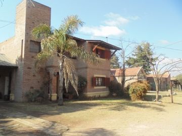 Almaraz 8671, Quintas de Arguello