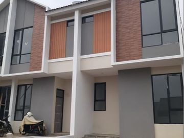 Rumah 2lantai Compact tapi cicilannya Ringan di Padalarang dekat ke Tol, Cimahi, Batujajar dan Cimareme