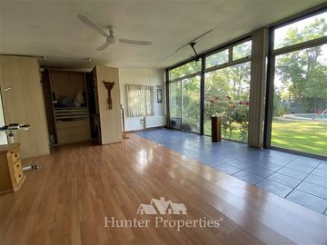 Casa en Venta en Lo Barnechea Antigua