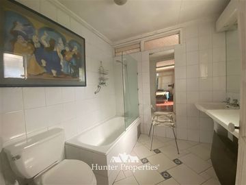 Casa en Venta en Lo Barnechea Antigua