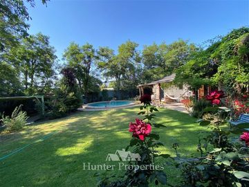 Casa en Venta en Lo Barnechea Antigua