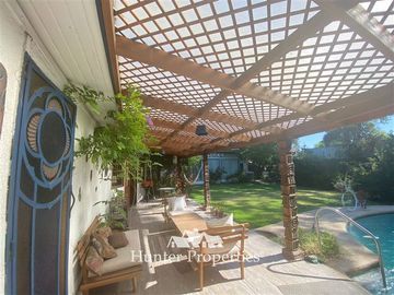Casa en Venta en Lo Barnechea Antigua