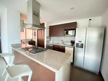 PR13675 Apartamento AMOBLADO en venta sector San Lucas