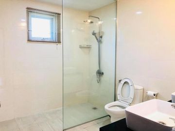 Corner Lot 2-Storey House with pool For SALE in Angeles City near Clark