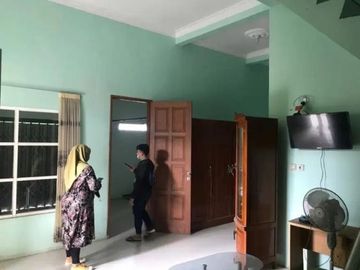 Rumah di Puri Gunung Anyar Surabaya