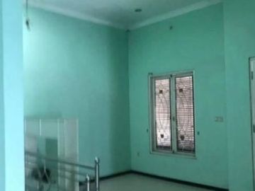 Rumah di Puri Gunung Anyar Surabaya