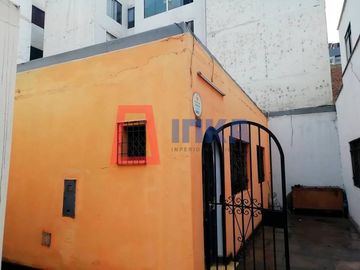 OPORTUNIDAD DE CASA EN MAGDALENA DEL MAR