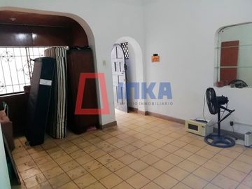 OPORTUNIDAD DE CASA EN MAGDALENA DEL MAR