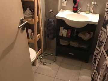 Río de Janeiro 600 P2º Caballito 2 amb. fte. c/ balcón. Parque Centenario. Venta con Renta.