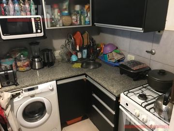 Río de Janeiro 600 P2º Caballito 2 amb. fte. c/ balcón. Parque Centenario. Venta con Renta.