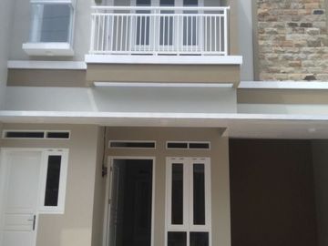 Rumah minimalis cantik 1, 2 m strategis di mampang depok